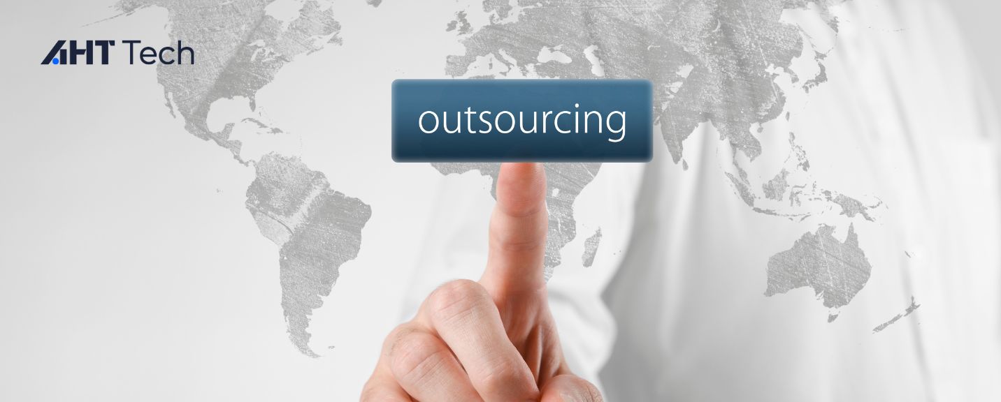 The Latest SaaS Development Outsourcing in 2023 You Should Know